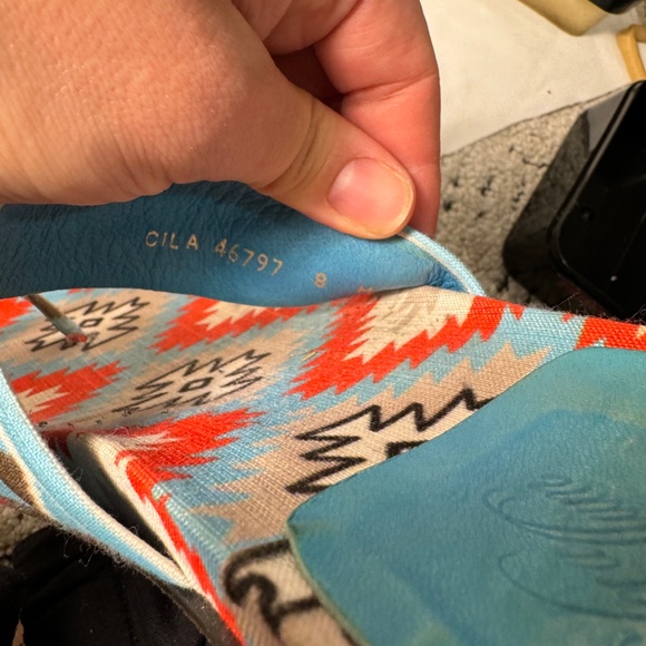 Theodora & Callum by Stuart Weitzman • Sandals • size 8 - Picture 6 of 6